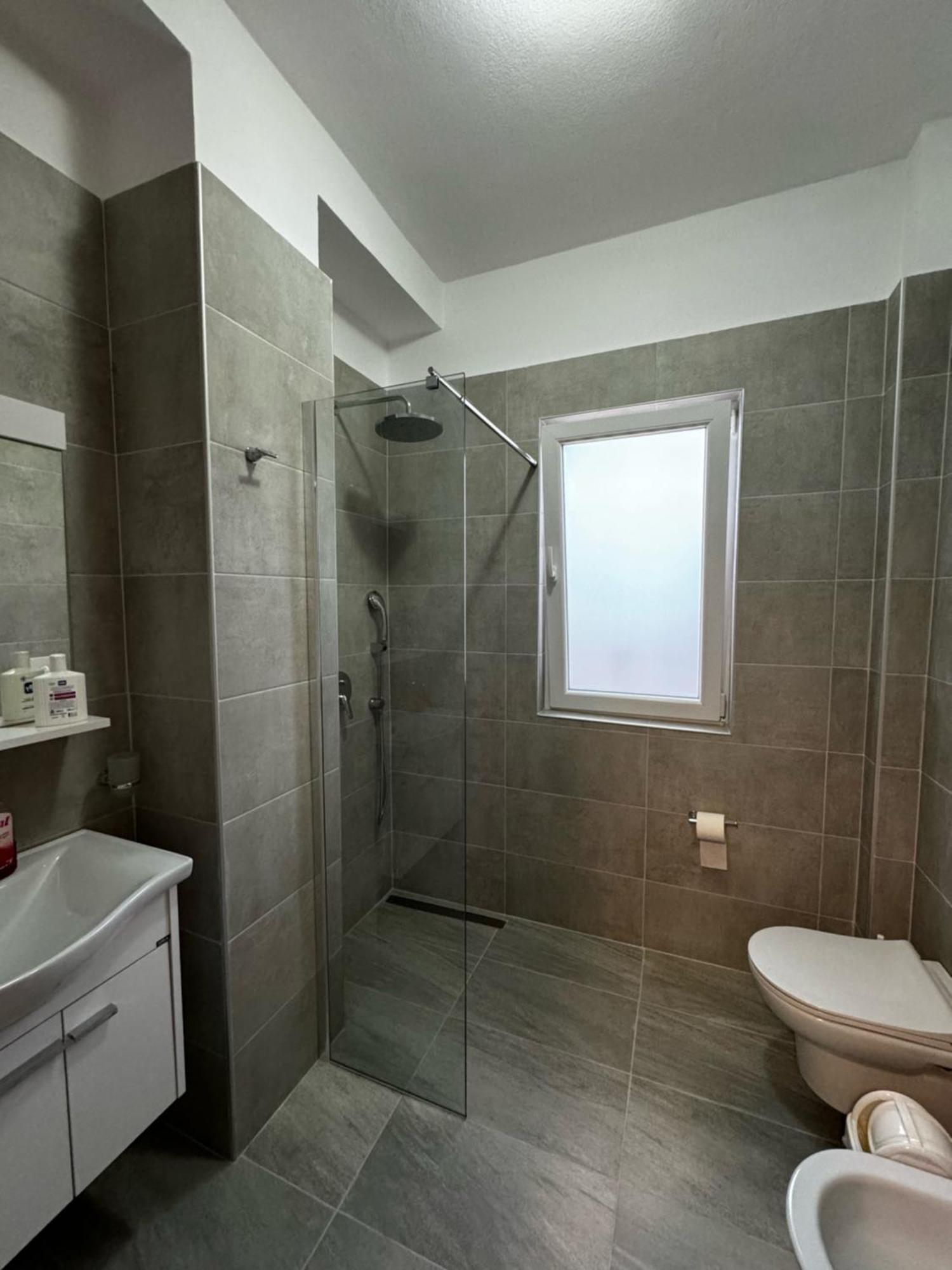 Era'S Apartment تيرانا المظهر الخارجي الصورة